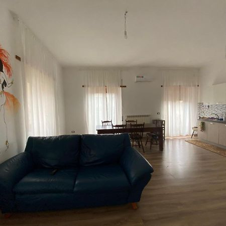 La Casa Di Gianfry Apartment Paola Ngoại thất bức ảnh